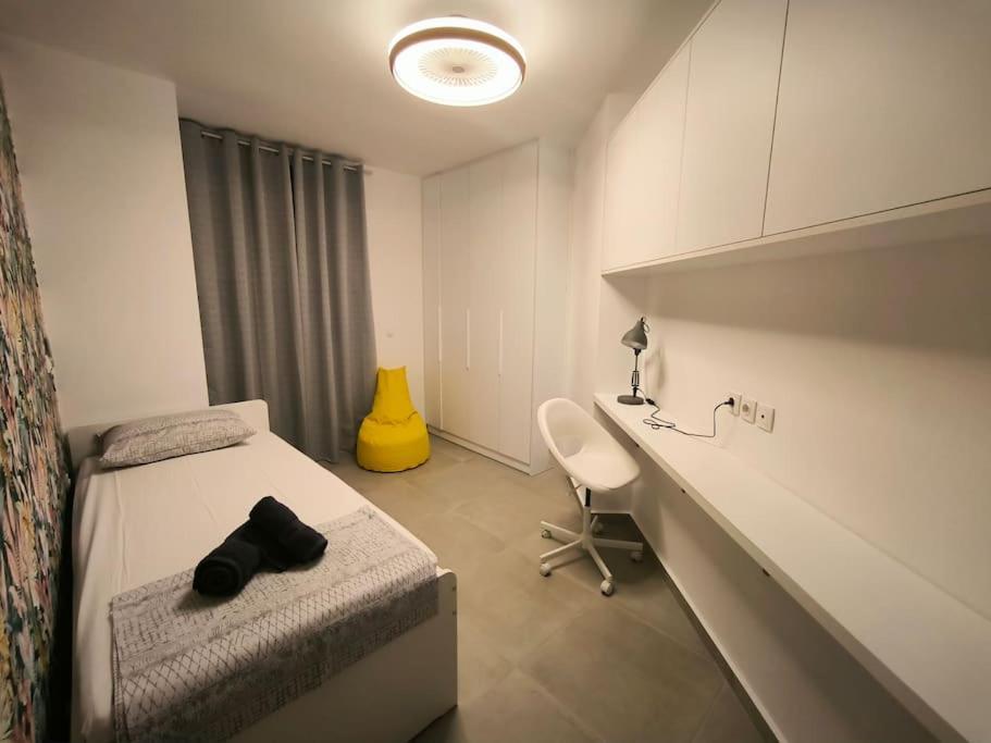 Floral Home 2 - 1St Floor Apt With Private Parking! Athens Exterior photo